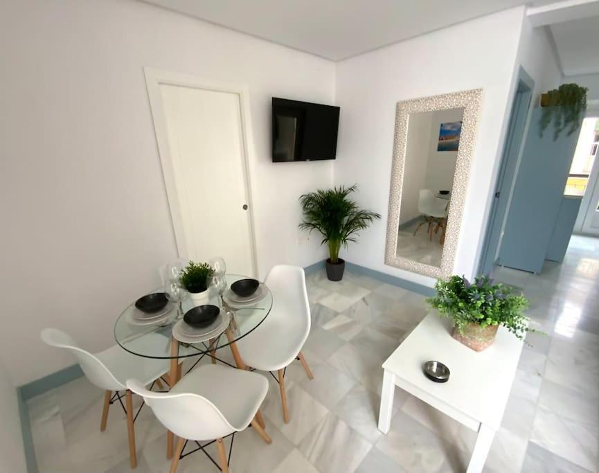 My Home In Triana, Luminoso Y Acogedor Apartamento Σεβίλλη Εξωτερικό φωτογραφία
